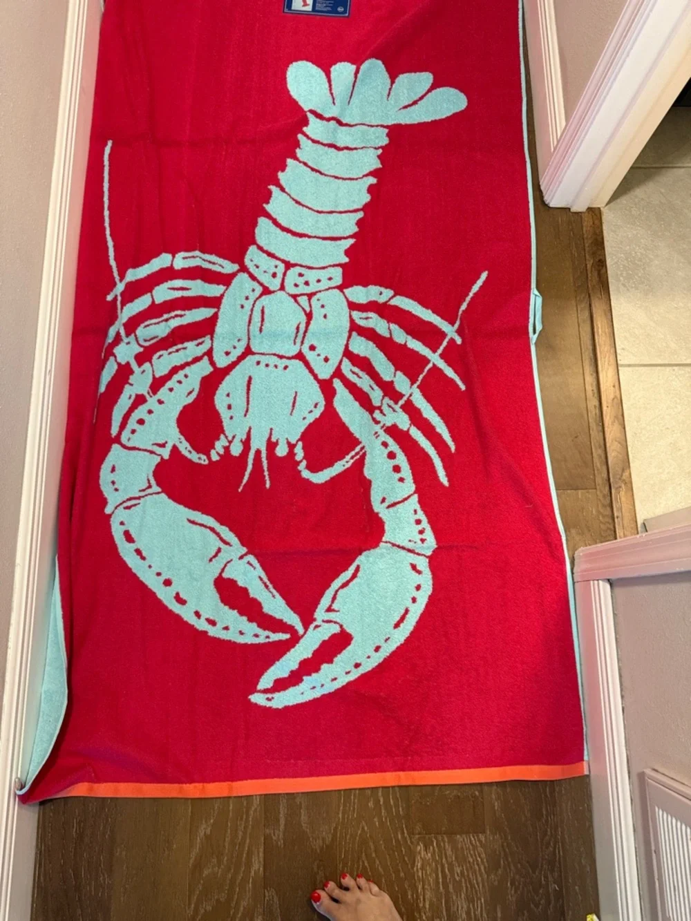 Southern Living Red Lobster Print on Light Blue Oversized Beach Towel 40x70